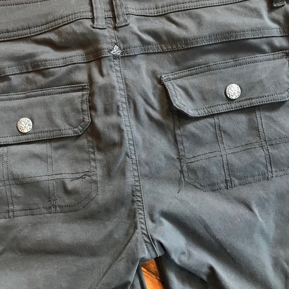 Prana Halle Bermuda Hiking Shorts, Black, Size 10 - Picture 4 of 4